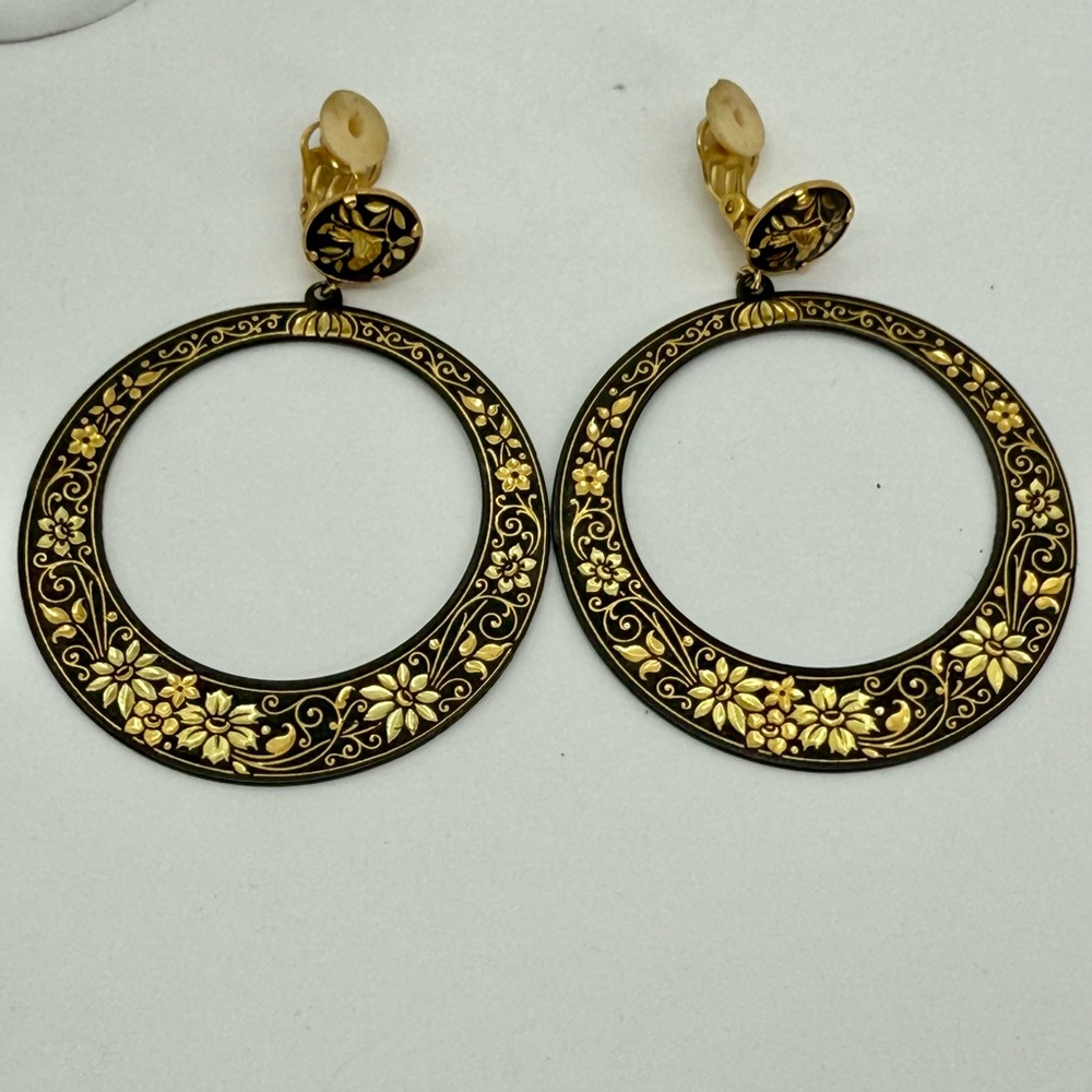 Vintage Damascene Large Hoop Clip-On Earrings – Spanish Floral Gold Inlay, 2.5”